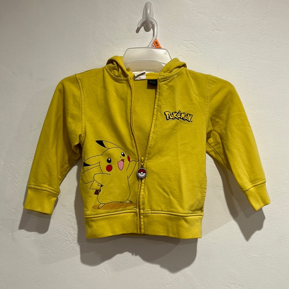 POKÉMON PIKACHU CHARACTER HOODIE XS yellow Zip Up Boys Kids Pokeball Sweatshirt